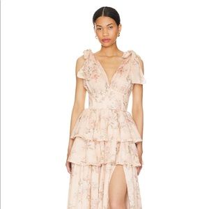 Like new v. Chapman maile gown peach tapestry